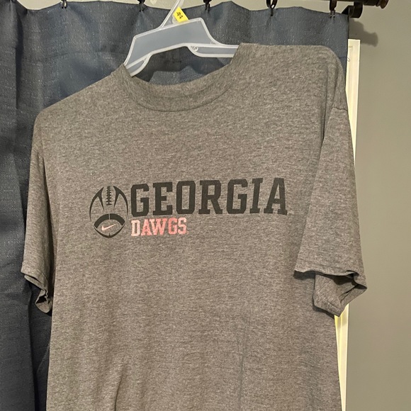 Nike UGA Tee Shirt - Picture 2 of 2